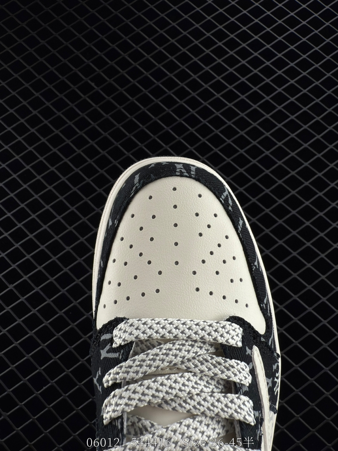 Nike Air Jordan 1 x Travis Scott AJ1